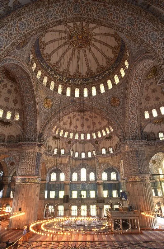 The 17 Most Stunning & Beautiful Mosques in Istanbul
