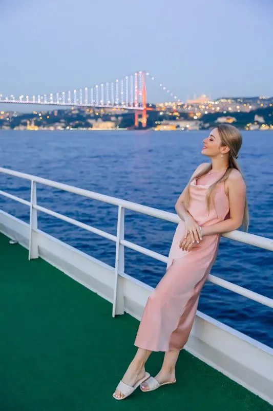 Istanbul at Night: 15 Best Places to Visit & Things to Do