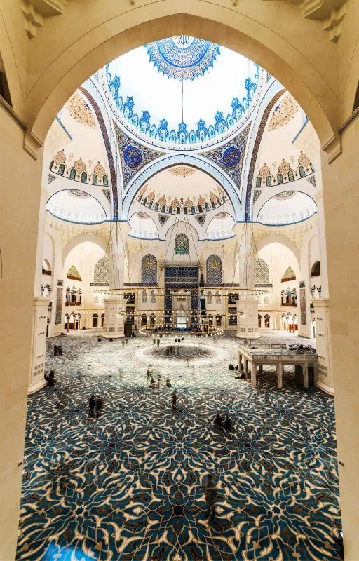 The 17 Most Stunning & Beautiful Mosques in Istanbul