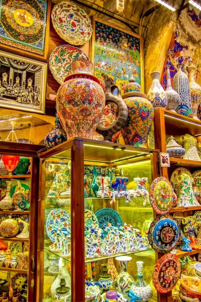 Grand Bazaar Istanbul: Best Shops & Things to Buy