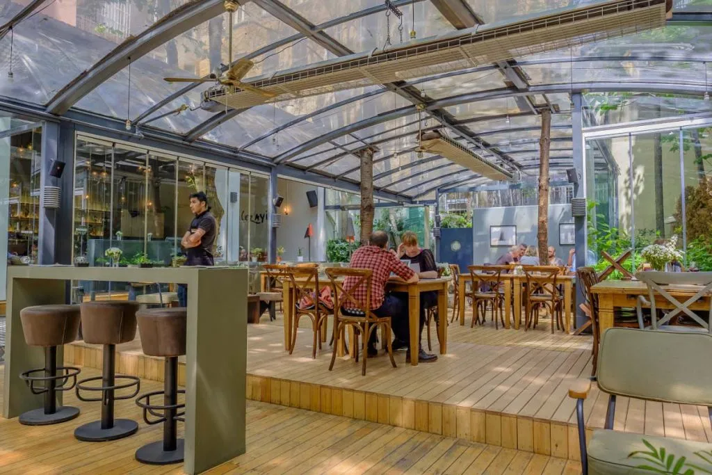 18 Best Restaurants in Taksim & Beyoğlu That You Must Try