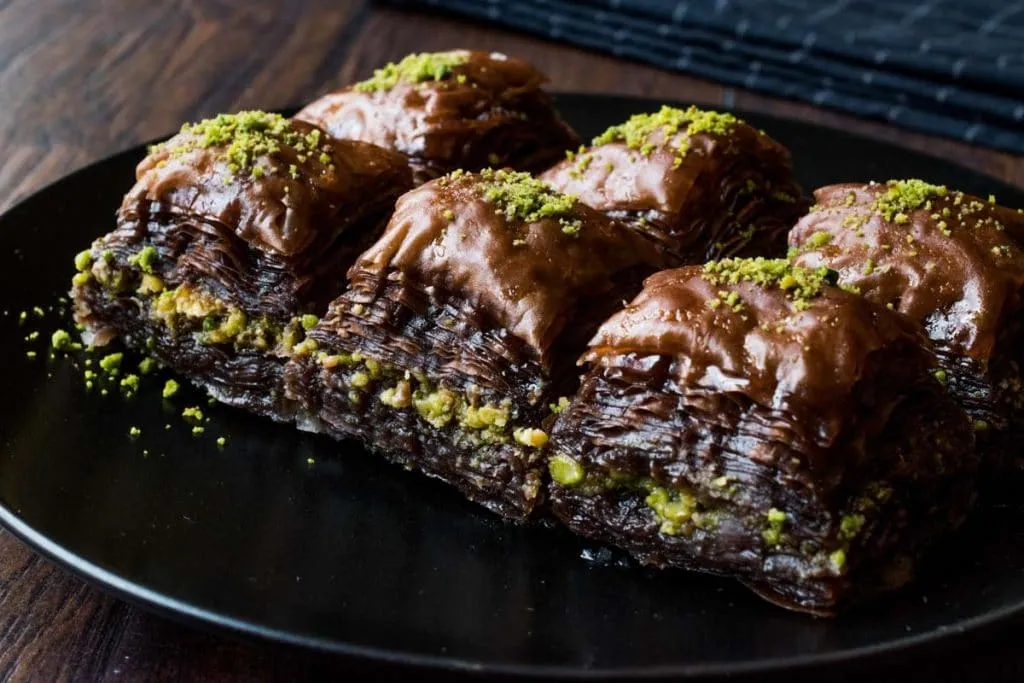 Baklava Types: 14 Best & Different Kinds of Baklava (Traditional & Exotic)