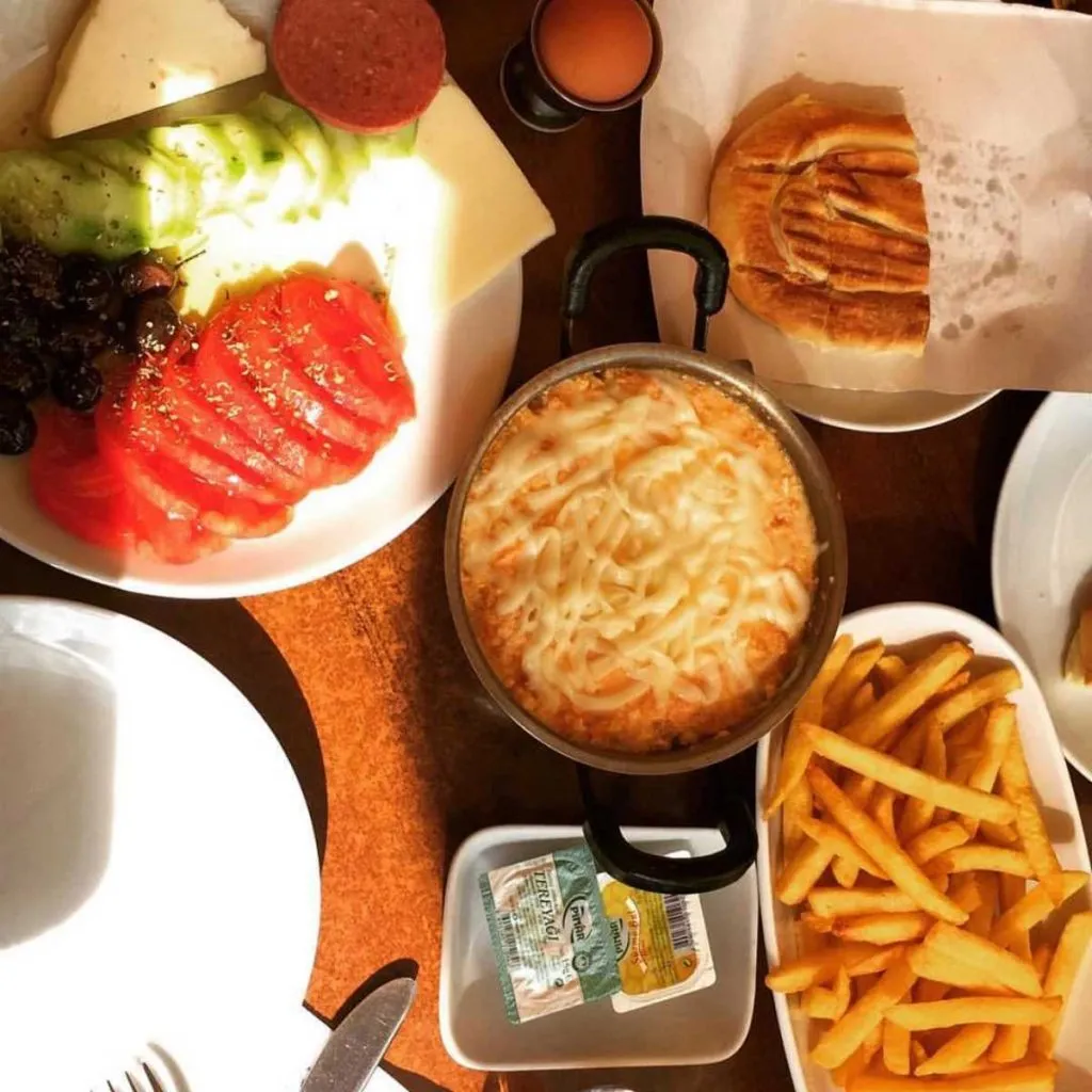 Best Menemen in Istanbul: 7 Sizzling Hot Menemen Places