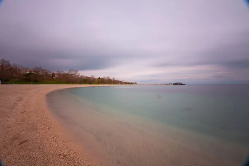16 Most Beautiful Beaches in Istanbul (Public & Private)