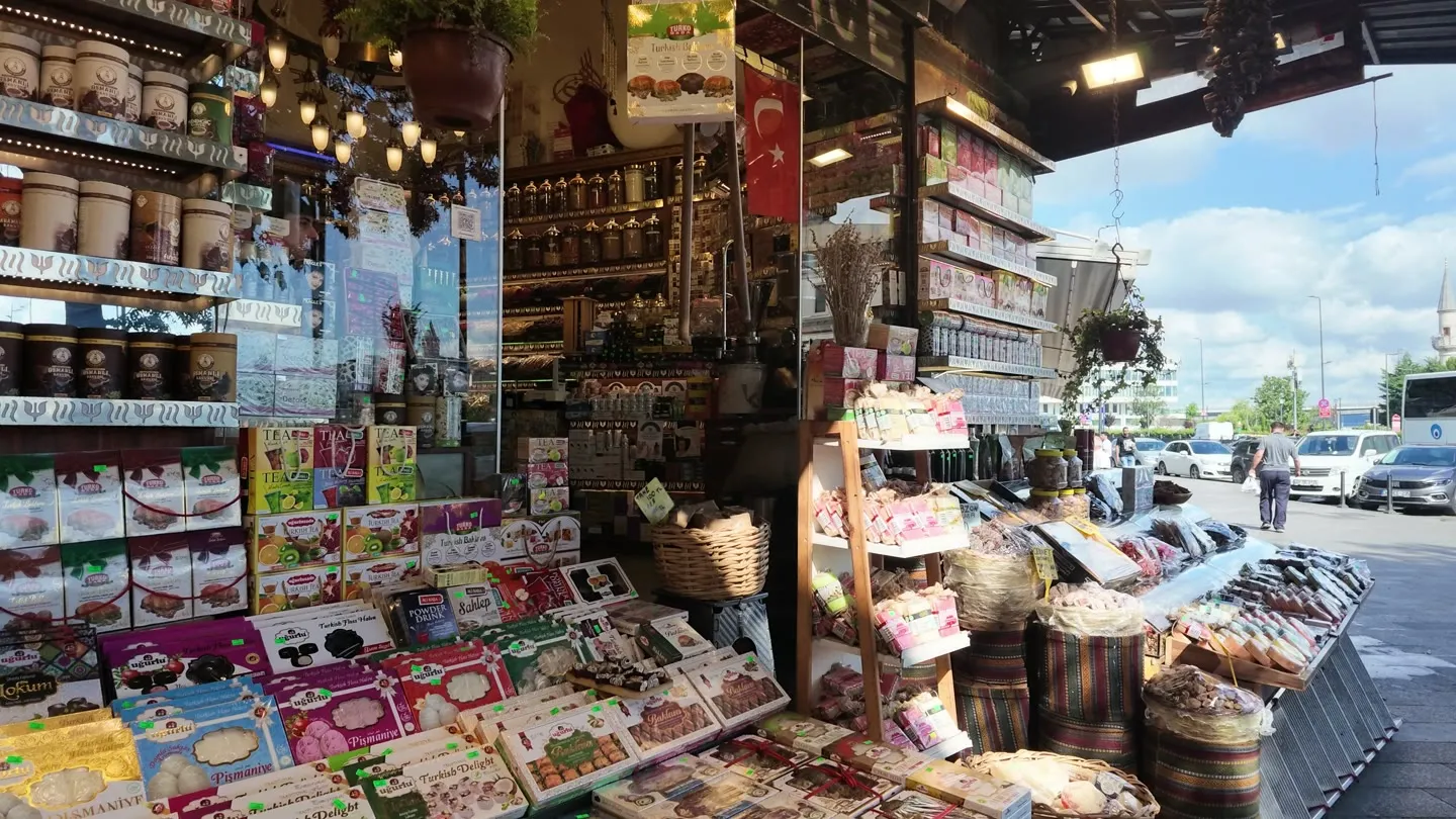 stacked boxes of Turkish delight, pismaniye and halva outside an Istanbul sweets and tea shop