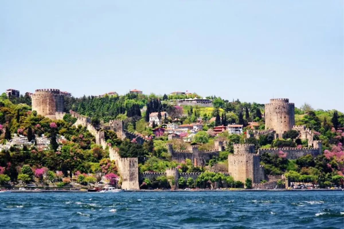 Ultimate Guide to Bebek: 5 Best Things To Do in Bebek