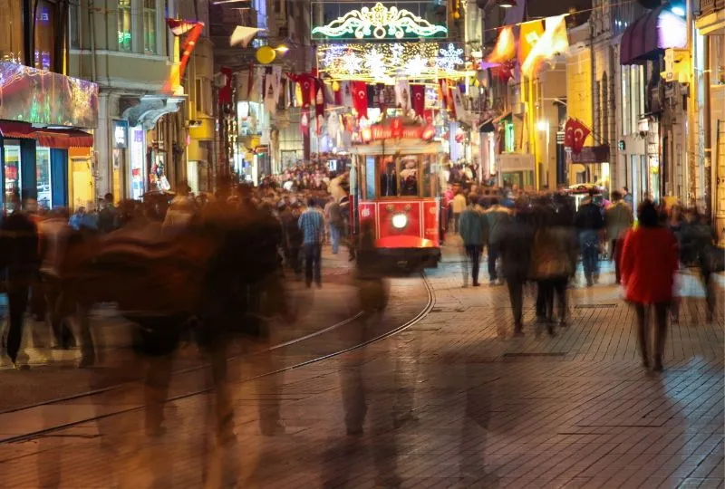Istanbul at Night: 15 Best Places to Visit & Things to Do
