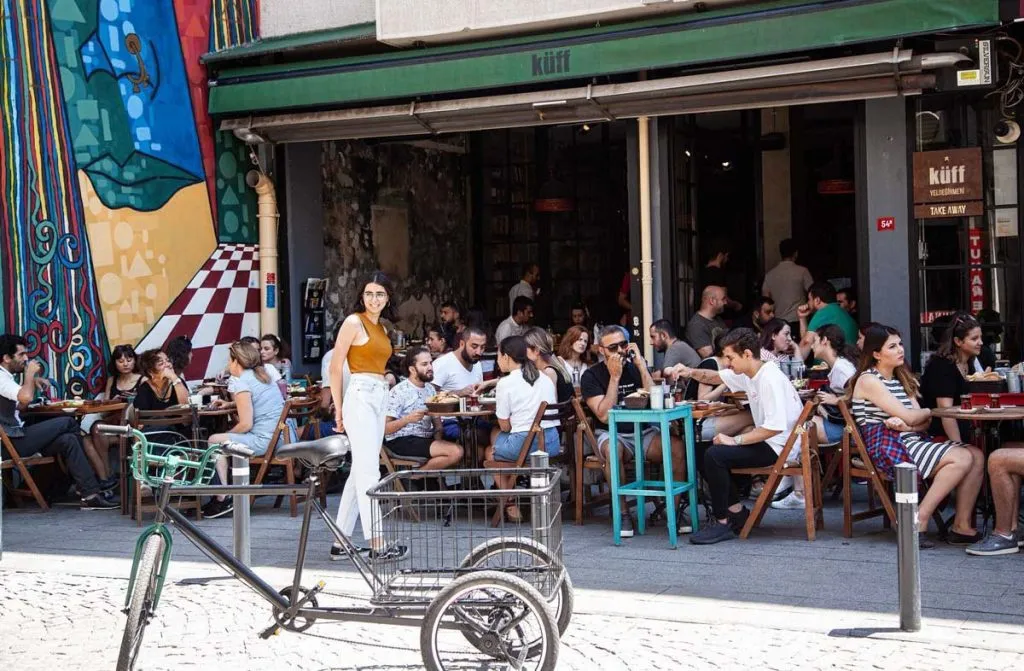 10 Best Kadıköy Restaurants: A Complete Guide w/ Maps