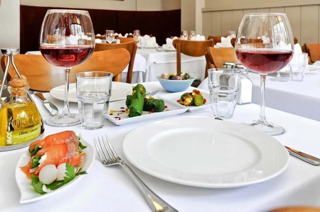 18 Best Restaurants in Taksim & Beyoğlu That You Must Try