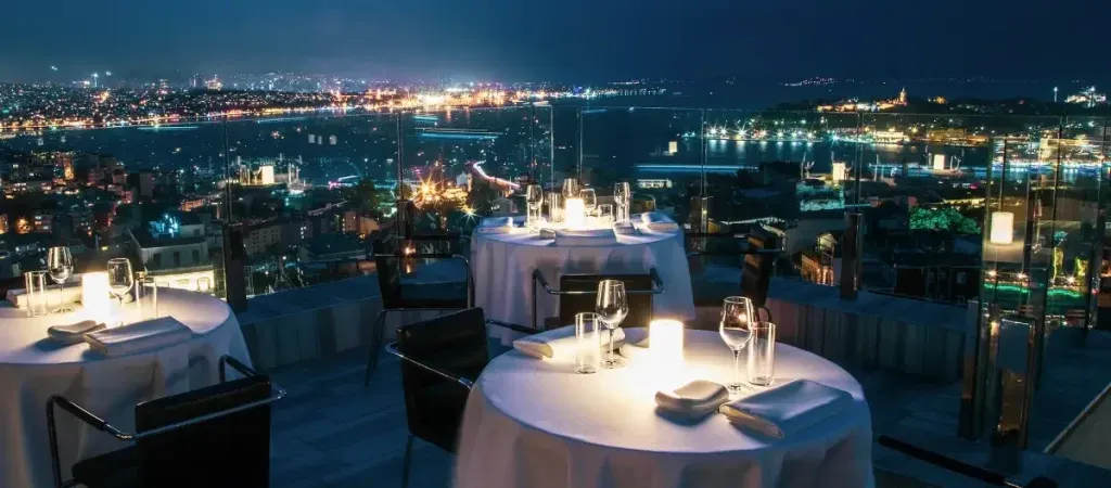 Honeymoon in Istanbul: 6 Most Romantic Things to Do & More