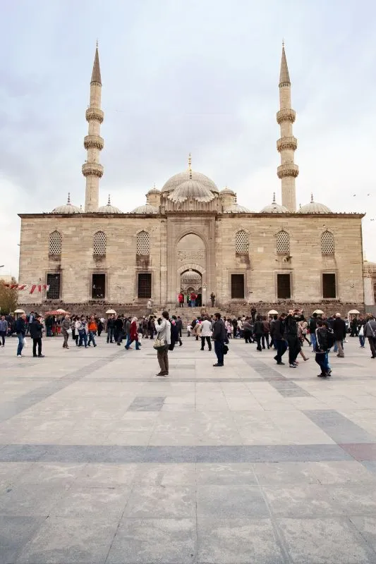 The 17 Most Stunning & Beautiful Mosques in Istanbul