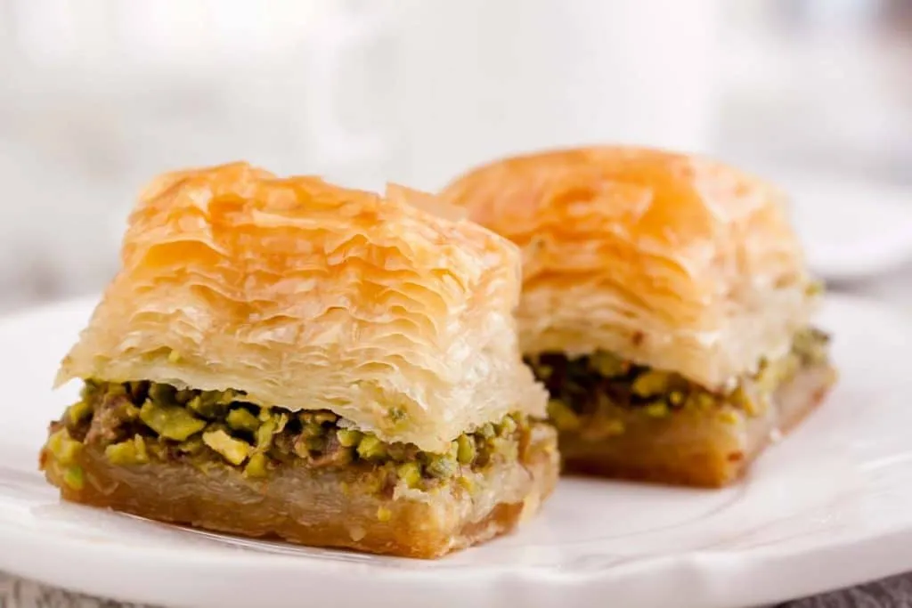 Turkish Desserts: 18 Best Sweets You Can't Say No To