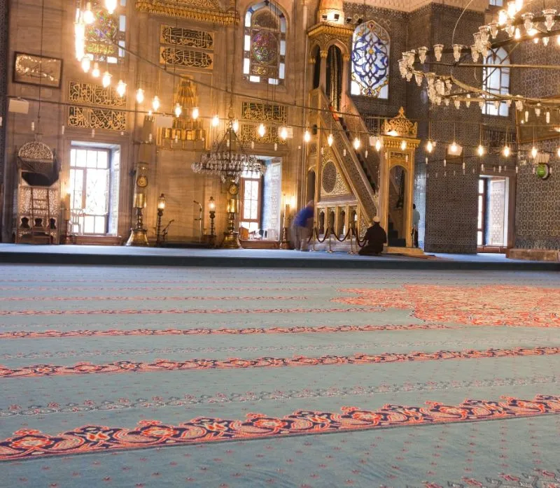 The 17 Most Stunning & Beautiful Mosques in Istanbul