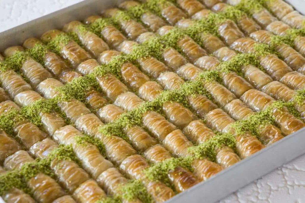 Baklava Types: 14 Best & Different Kinds of Baklava (Traditional & Exotic)
