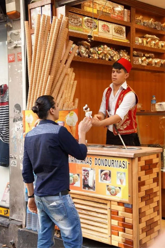 20 Best Turkish Street Food in Istanbul: Complete Guide & Where to Find Them