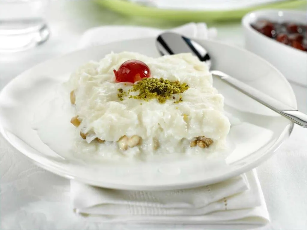 Turkish Desserts: 18 Best Sweets You Can't Say No To