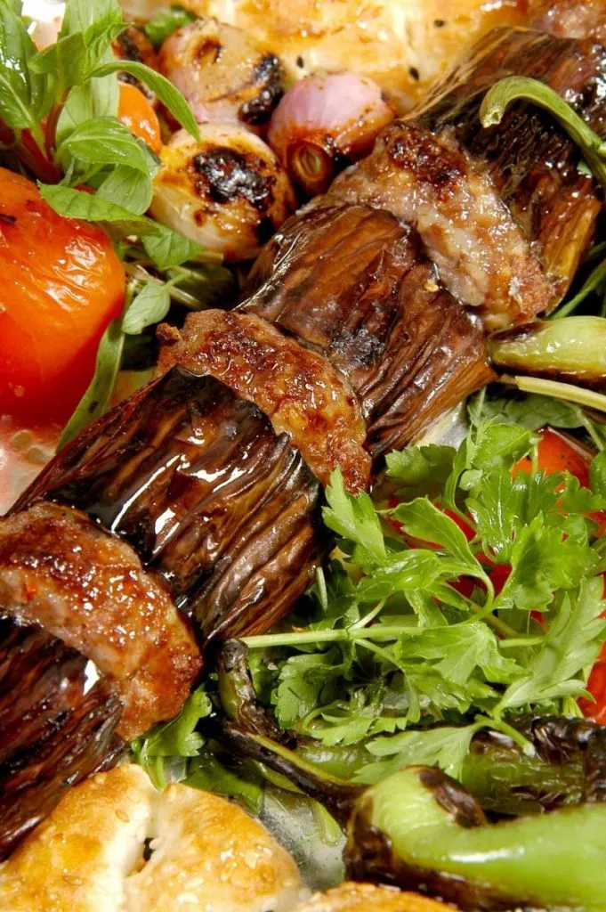 20 Best & Most Famous Turkish Kebabs (w/ Authentic Recipes)