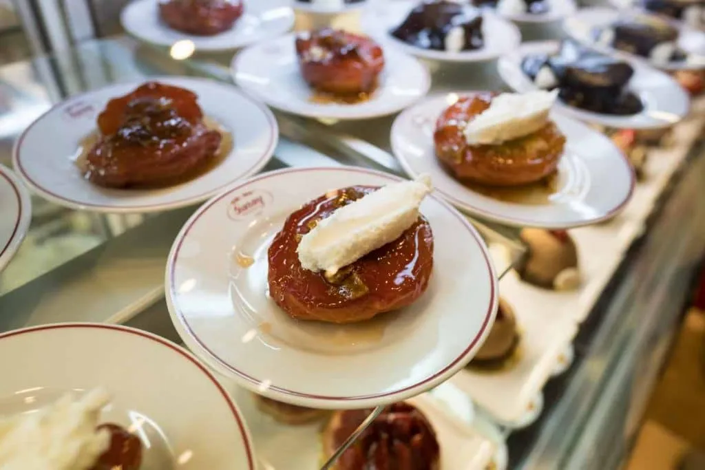 Turkish Desserts: 18 Best Sweets You Can't Say No To