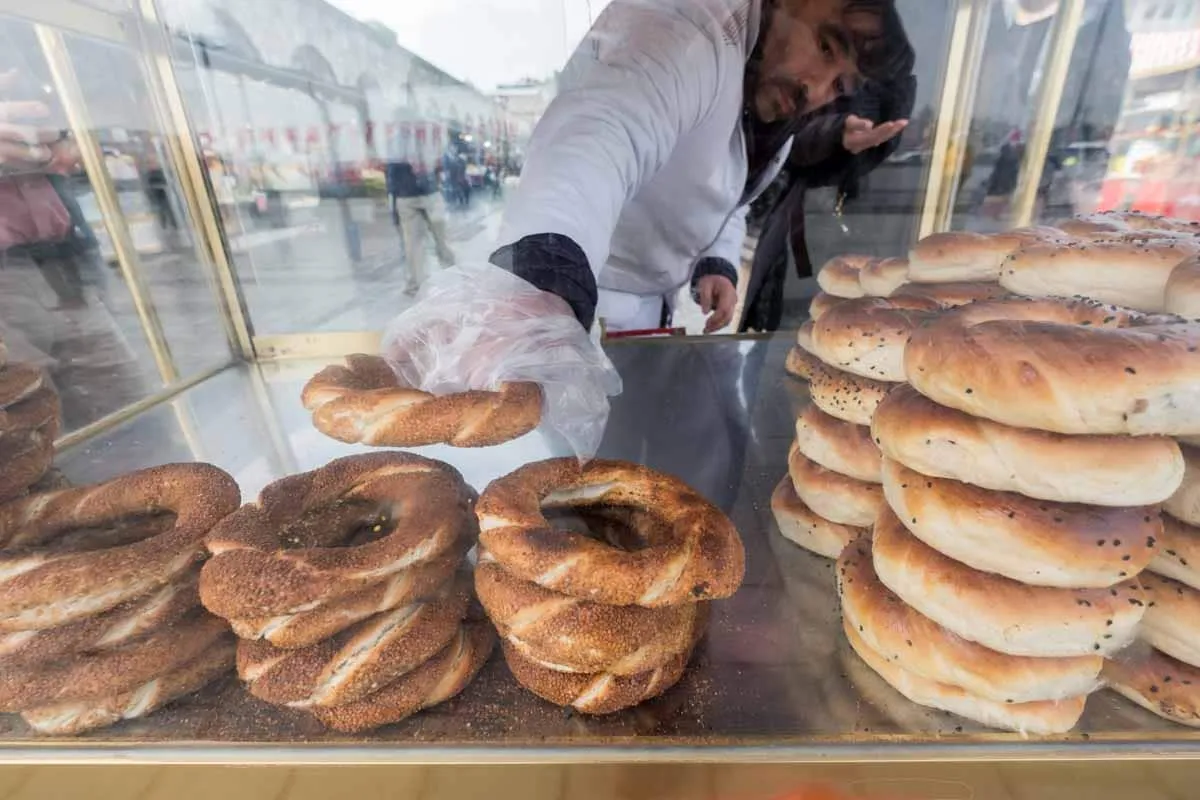 Turkish Cuisine: A Complete Guide to Turkish Food & Drinks