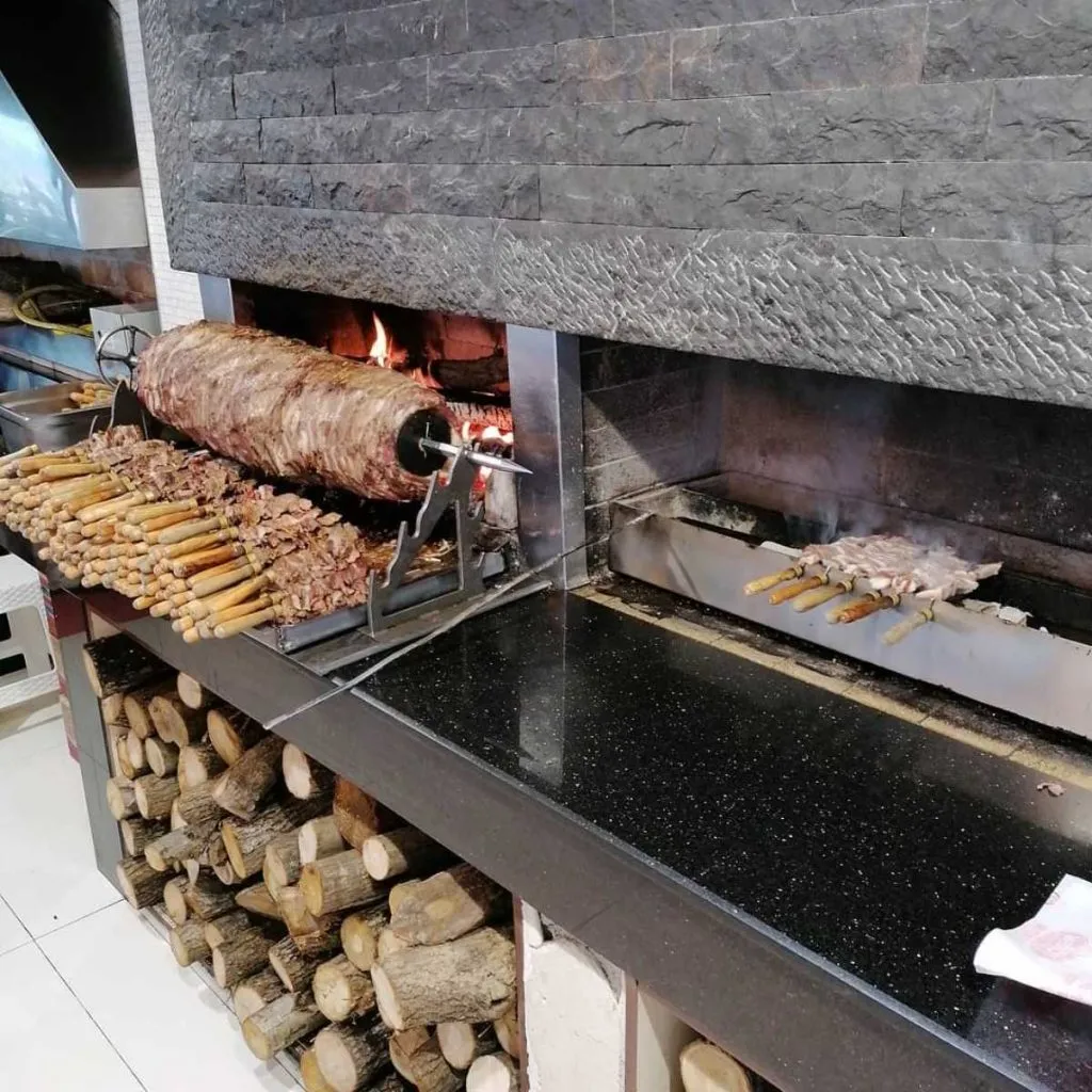 Best Cağ Kebab in Istanbul: 6 Delicious Cağ Kebab Restaurant