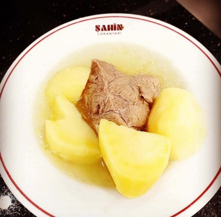 8 Budget Restaurants and 10 Best Cheap Eats in Istanbul